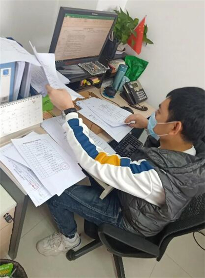 &#21326;&#20159;&#24179;&#21488;&#95;&#21326;&#20159;&#40;&#20013;&#22269;&#41;