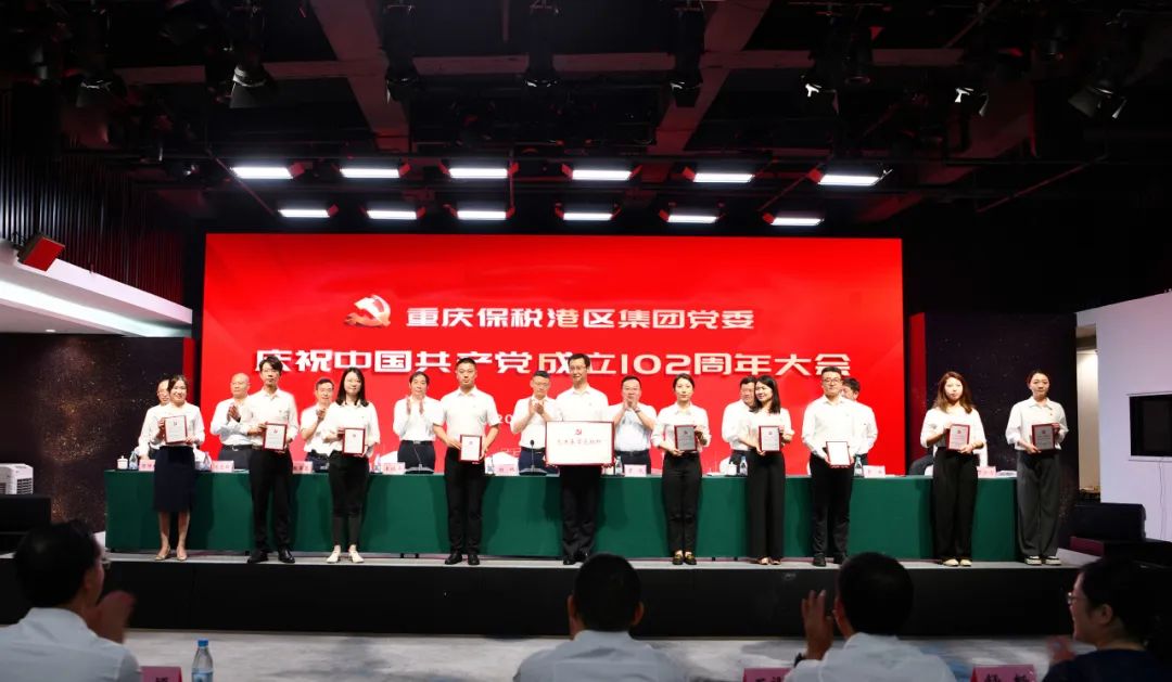 &#21326;&#20159;&#24179;&#21488;&#95;&#21326;&#20159;&#40;&#20013;&#22269;&#41;