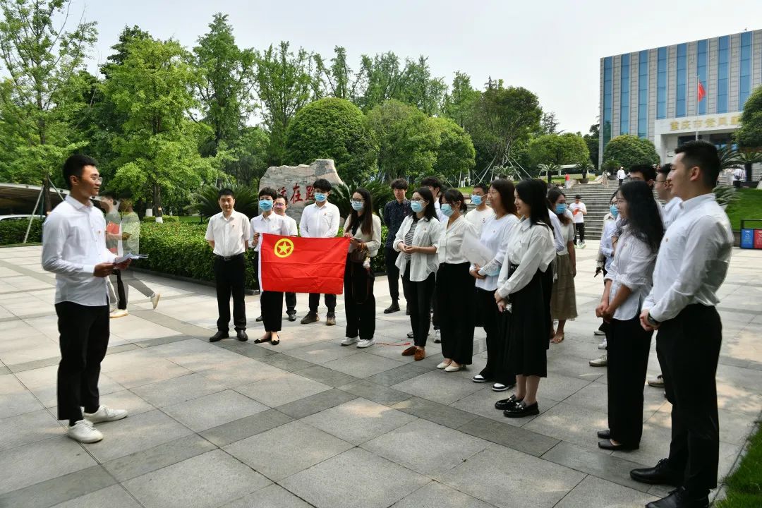 &#21326;&#20159;&#24179;&#21488;&#95;&#21326;&#20159;&#40;&#20013;&#22269;&#41;