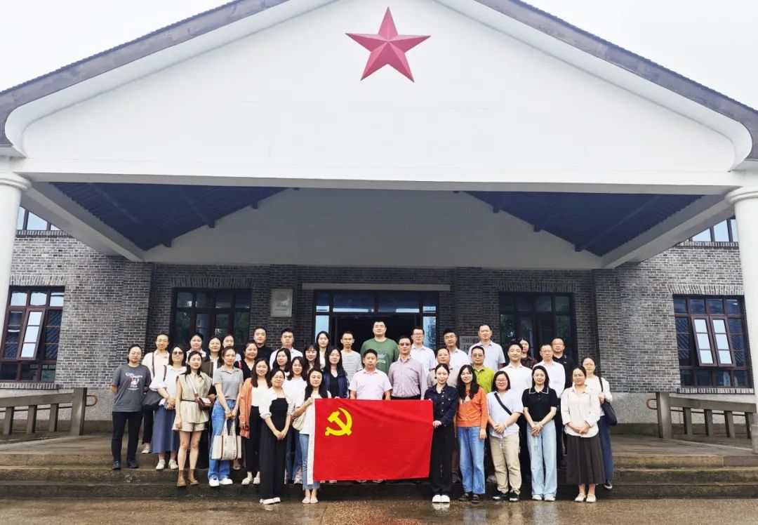 &#21326;&#20159;&#24179;&#21488;&#95;&#21326;&#20159;&#40;&#20013;&#22269;&#41;