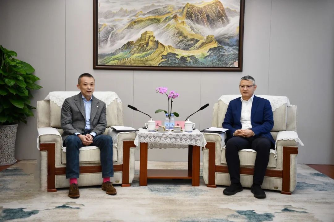 &#21326;&#20159;&#24179;&#21488;&#95;&#21326;&#20159;&#40;&#20013;&#22269;&#41;