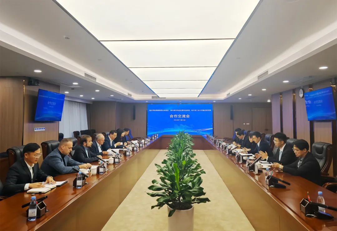 &#21326;&#20159;&#24179;&#21488;&#95;&#21326;&#20159;&#40;&#20013;&#22269;&#41;