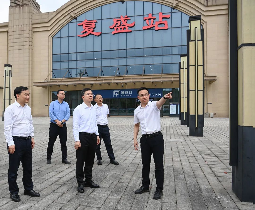 &#21326;&#20159;&#24179;&#21488;&#95;&#21326;&#20159;&#40;&#20013;&#22269;&#41;